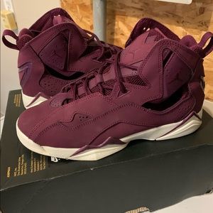 Jordan True Flight / Bordeaux